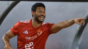 فيديو | كواليس ما لم تره الكاميرات.. كيف أشعلت كرة واحدة غضب الشناوي وريبيرو أمام مودرن؟