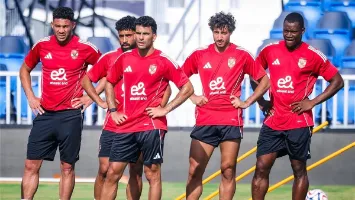 "الصفقات مش على المستوى".. نجم الأهلي السابق يهاجم مجلس الإدارة