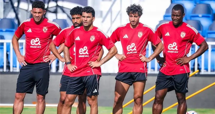 "الصفقات مش على المستوى".. نجم الأهلي السابق يهاجم مجلس الإدارة