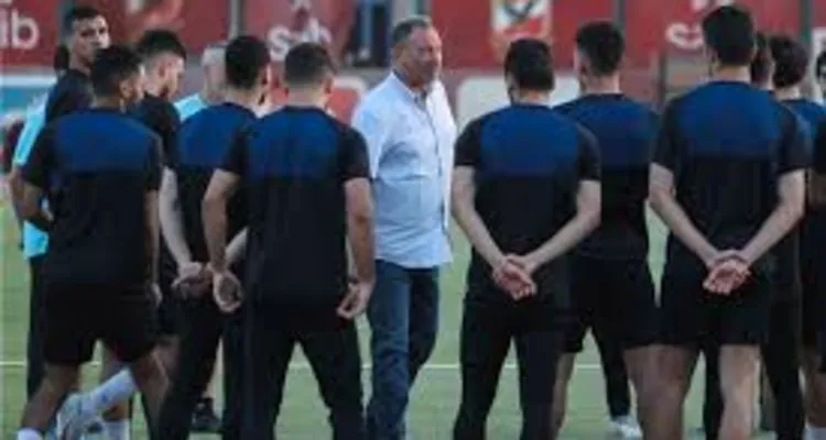 "3 طلبات وتحذيرين".. سر زيارة محمود الخطيب المفاجئة لمران الأهلي