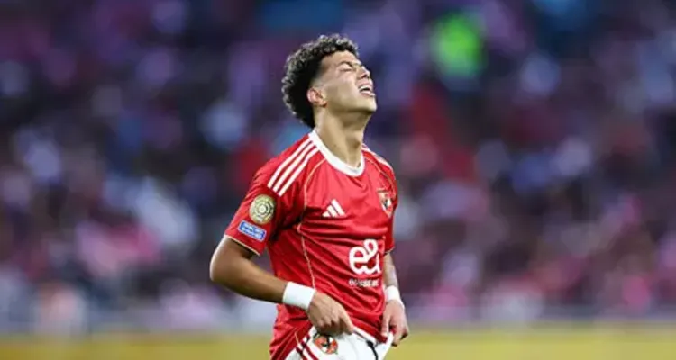 صدمة لجماهير الأهلي بشأن إصابة إمام عاشور وموعد عودته للتدريبات