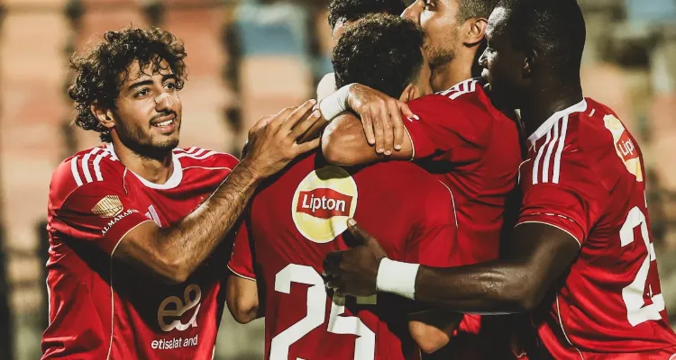 الأهلي يعود لطريق الانتصارات برباعية أمام فاركو في الدوري المصري