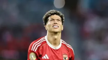 فيفا يصدم الأهلي.. غرامة وتوبيخ بسبب إمام عاشور