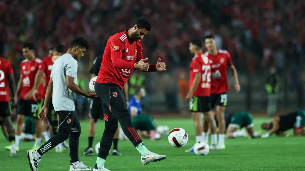 عكس التيار.. حسام حسن يفاجئ محمد الشناوي بهذا القرار