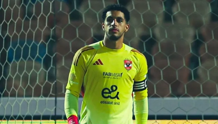 "عانيت مما يتعرض له".. حازم إمام يساند مصطفى شوبير ضد الانتقادات