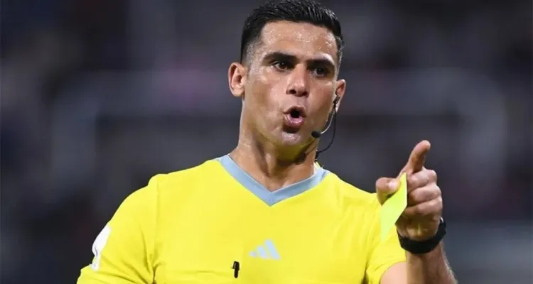بعد شكوى الأهلي.. اتحاد الكرة يعاقب محمد معروف في واقعة "طرد محمد هاني"