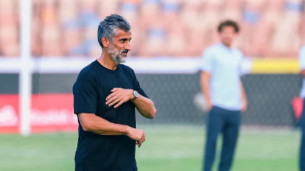 ريبيرو يرفض طلب الأهلي بشأن أحمد عبد القادر