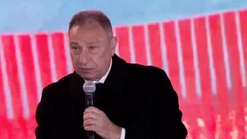 قرار عاجل من الخطيب.. وجه جديد يقود تعاقدات الأهلي