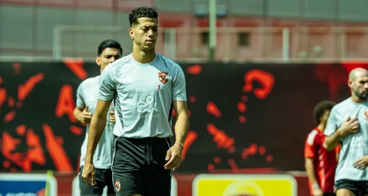 صور | "الأسد عاد".. إمام عاشور يظهر في تدريبات الأهلي قبل مباراة غزل المحلة