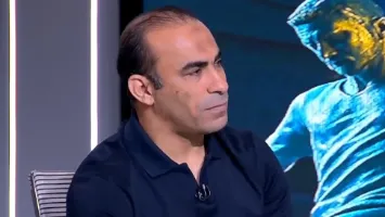 سيد عبد الحفيظ يهاجم معروف: العزة أخذته.. ولاعب الزمالك مسك إيده ولا اتحرك