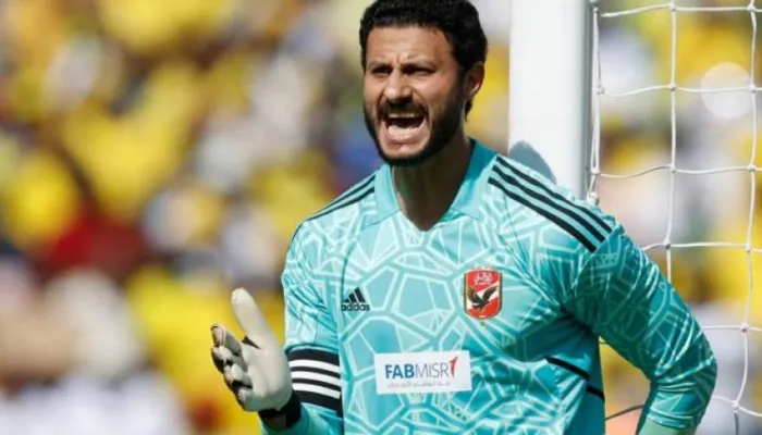بعد وفاة والده.. هل يعود الشناوي لحماية عرين الأهلي أمام غزل المحلة وبيراميدز؟