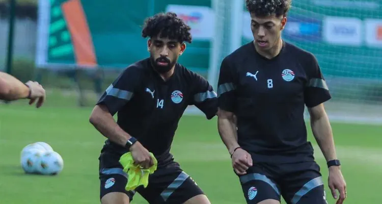 شوبير يفجر مفاجأة عن موقف إمام عاشور ومروان عطية قبل قمتي الأهلي وبيراميدز