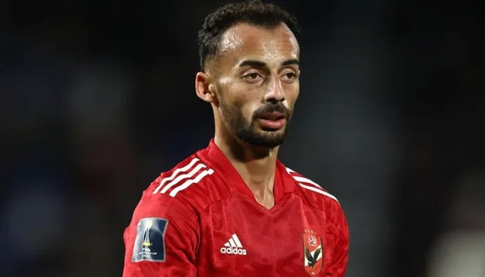 وجهة أوروبية غير متوقعة.. تطور مفاجئ في أزمة أحمد عبد القادر مع الأهلي