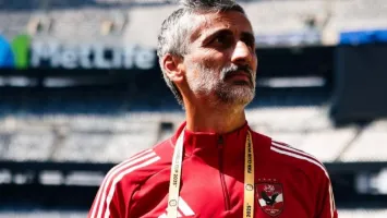 مفاجآت بالجملة في تشكيل الأهلي أمام غزل المحلة.. تغييرات دفاعية وهجومية