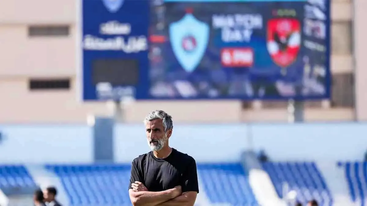 فيديو | توتر ريبيرو وحزن اللاعبين.. ما لم ترصده الكاميرات في مباراة الأهلي وغزل المحلة