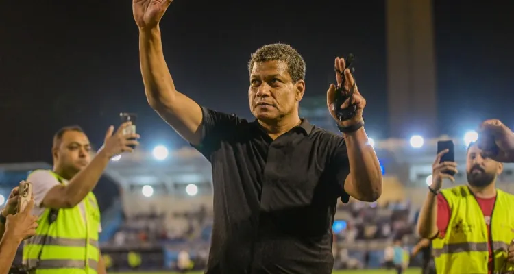 علاء عبد العال: تدريب الأهلي شرف.. وتريزيجيه بديل جيد لـ بن شرقي