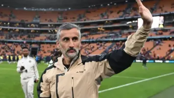 مفاجأة.. ريبيرو مرشح لتدريب نادٍ إفريقي كبير حال الرحيل عن الأهلي