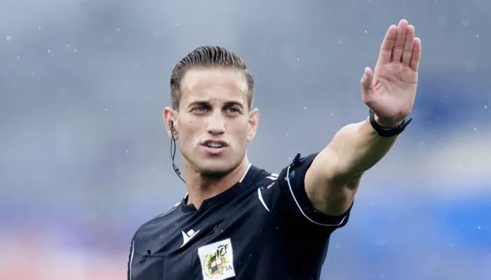 اتحاد الكرة يشعلها.. الموقف النهائي لحكم مباراة الأهلي وبيراميدز