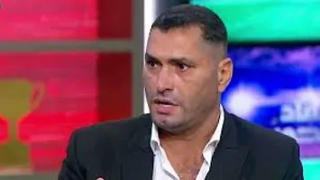 قائد الأهلي في مرمى الانتقادات.. أبو الدهب يطالب بجلوسه على الدكة