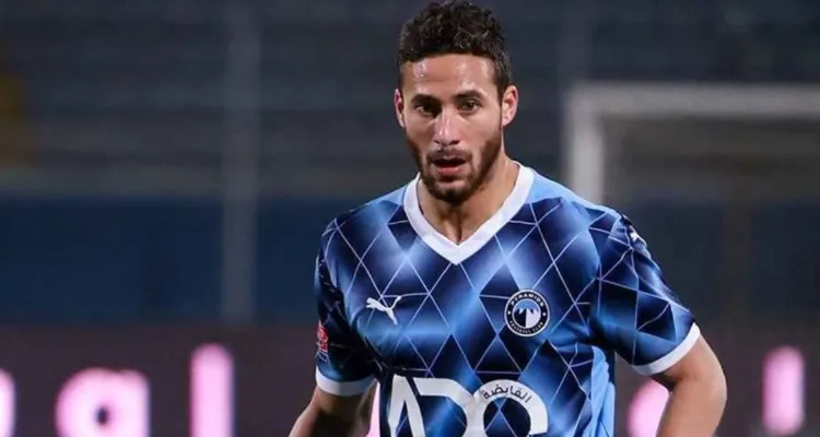 حقيقة "ساعة وترد علينا".. تفاصيل صادمة وراء انتقال رمضان صبحي إلى بيراميدز