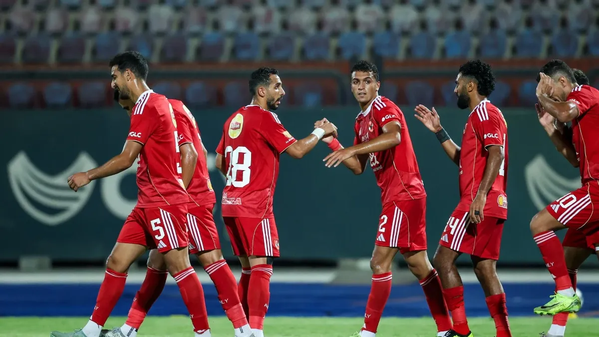 رغم شكواهم.. مفاجأة في الأكثر إنفاقًا بين الأهلي والزمالك بالميركاتو