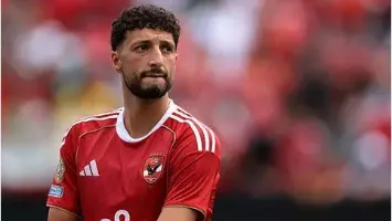 تطور جديد في أزمة وسام أبو علي مع الأهلي.. وموقفه من السفر إلى أمريكا