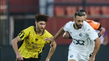 تصرف غريب من حكم مباراة بيراميدز ودجلة في افتتاح الدوري المصري