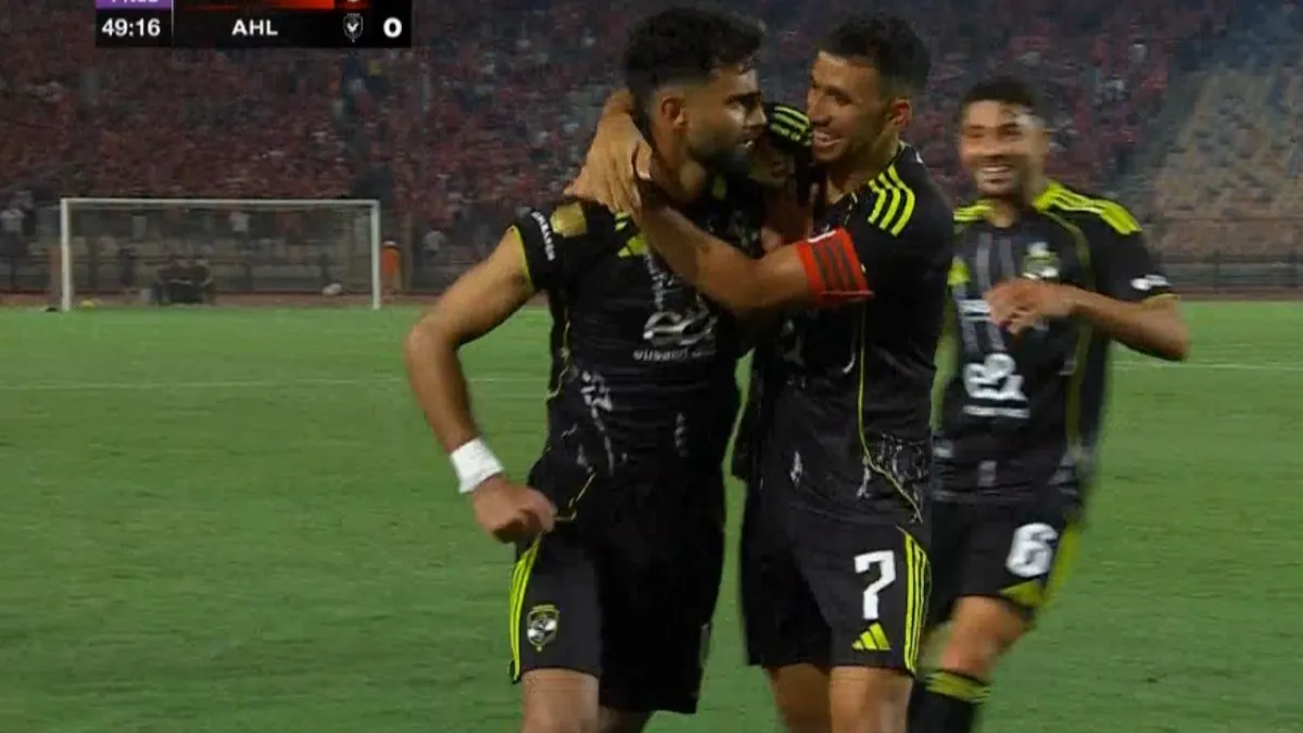 فيديو | أسيست زيزو.. أحمد رضا يسجل هدف الأهلي الأول أمام مودرن سبورت