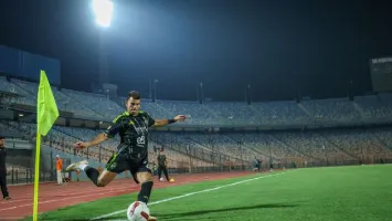 نجم الأهلي السابق مهاجمًا ريبيرو: زيزو رقم 1 في مصر