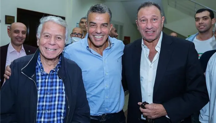 اجتماع في الساحل الشمالي.. هل يتراجع الخطيب عن التنحي من رئاسة الأهلي؟