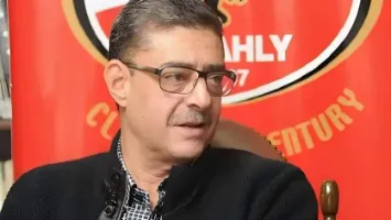 بعد اعتذار الخطيب .. موقف مفاجئ من محمود طاهر بشأن انتخابات الأهلي