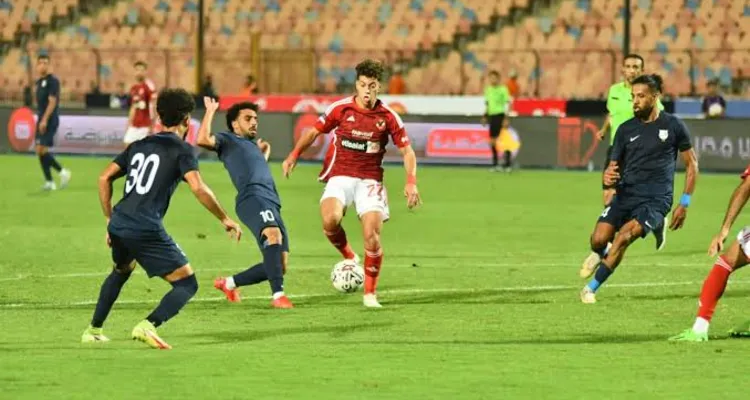 حكم مباراة الأهلي وإنبي في الدوري المصري