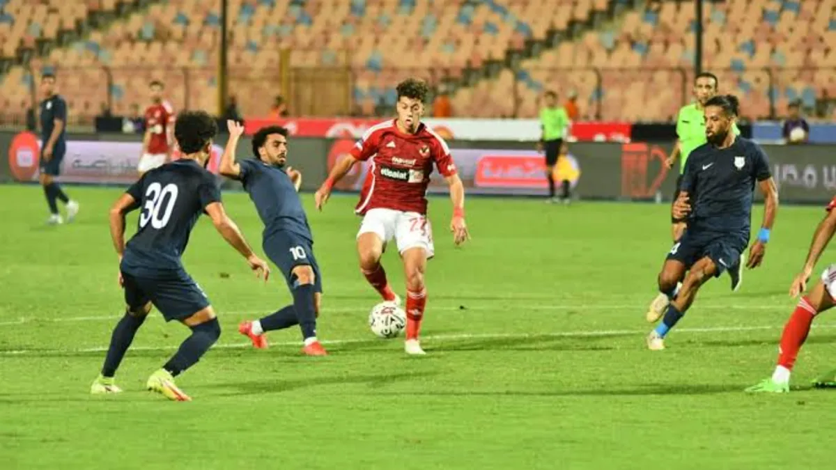 حكم مباراة الأهلي وإنبي في الدوري المصري