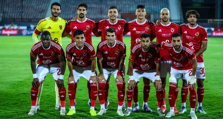 مفاجآت في تشكيل الأهلي أمام إنبي في الدوري المصري.. موقف إمام عاشور