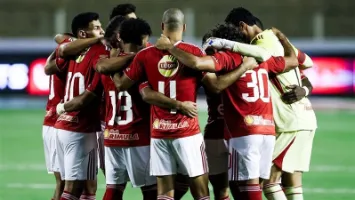 5 مدربين على طاولة الأهلي.. من يقود سفينة الأحمر نحو بر الآمان؟