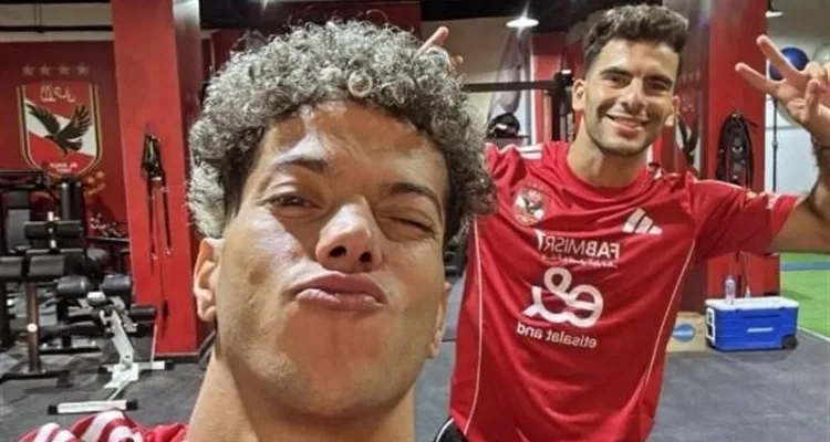 موقف إمام عاشور وزيزو النهائي من المشاركة في مباراة الأهلي وسيراميكا كليوباترا
