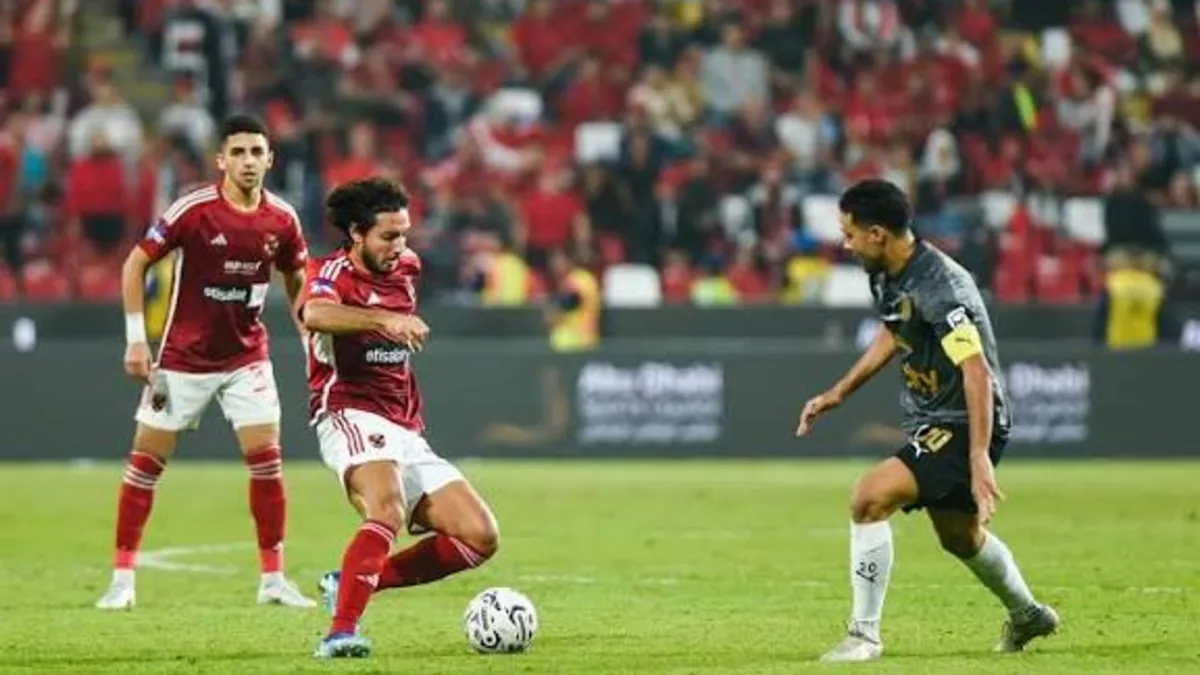 حكم مباراة الأهلي وسيراميكا كليوباترا في الدوري المصري