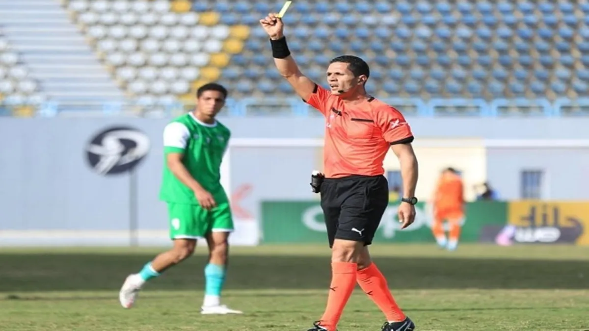 أثار الجدل بمباراتي الزمالك وبيراميدز.. من هو محمود وفا حكم مباراة الأهلي وسيراميكا كليوباترا؟