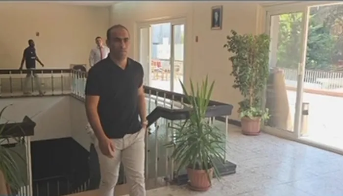 اجتماع مفاجئ في الأهلي.. ظهور جديد لـ سيد عبد الحفيظ مع الخطيب