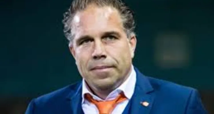 الأهلي يعلن تعيين أرت لانجيلر مديرا فنيا لقطاع الناشئين