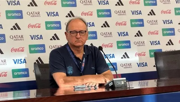 "زعيم إفريقيا".. تصريحات نارية من مدرب أوكلاند سيتي عن الأهلي