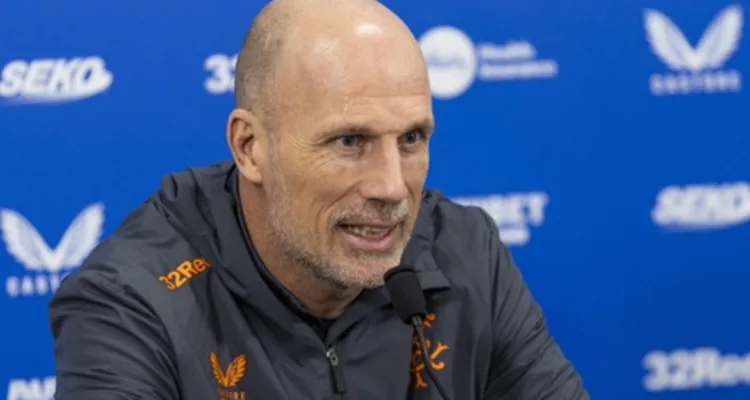 بعد أنباء رفضه.. هل دخل الأهلي في مفاوضات مع فيليب كليمنت؟