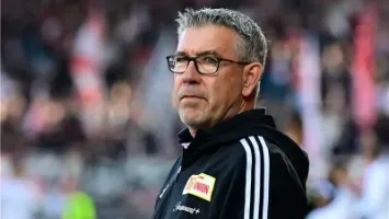 أورس فيشر.. مدرب الأهلي المحتمل ليس غريبًا عن الكرة المصرية