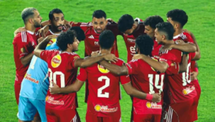 صوره عن حكم مباراة الأهلي وحرس الحدود في الدوري المصري