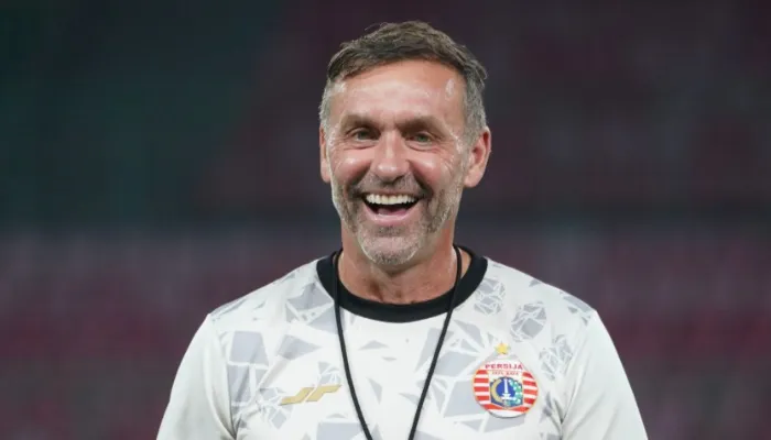 صوره عن من البوندزليجا إلى إفريقيا.. هل يكتب توماس دول فصلًا جديدًا مع الأهلي؟