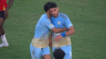 قبل قمة الأهلي والزمالك.. ياسر إبراهيم مهدد بعقوبة بسبب جائزة الأفضل