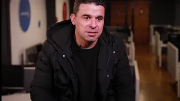 لغياب ناديه الدائم عن المحافل العالمية.. شاهد الوجه الثاني لـ خالد الغندور بعد فوز بيراميدز