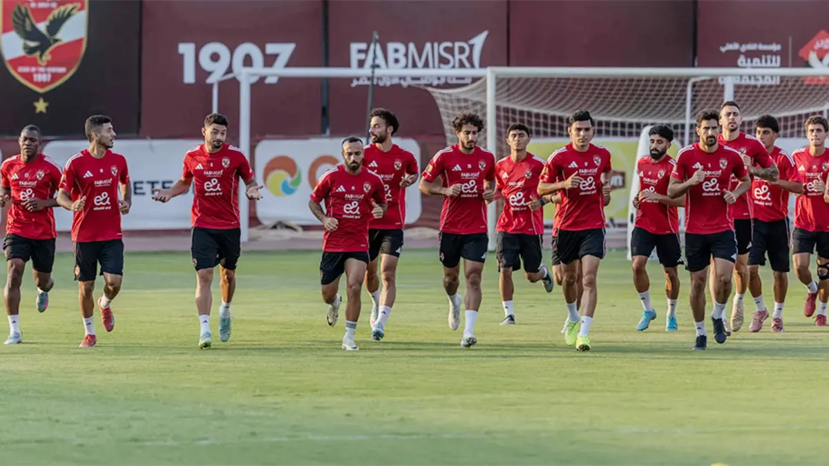 "التشخيص الخاطئ" سر خسارة الأهلي هذا الثنائي أمام الزمالك
