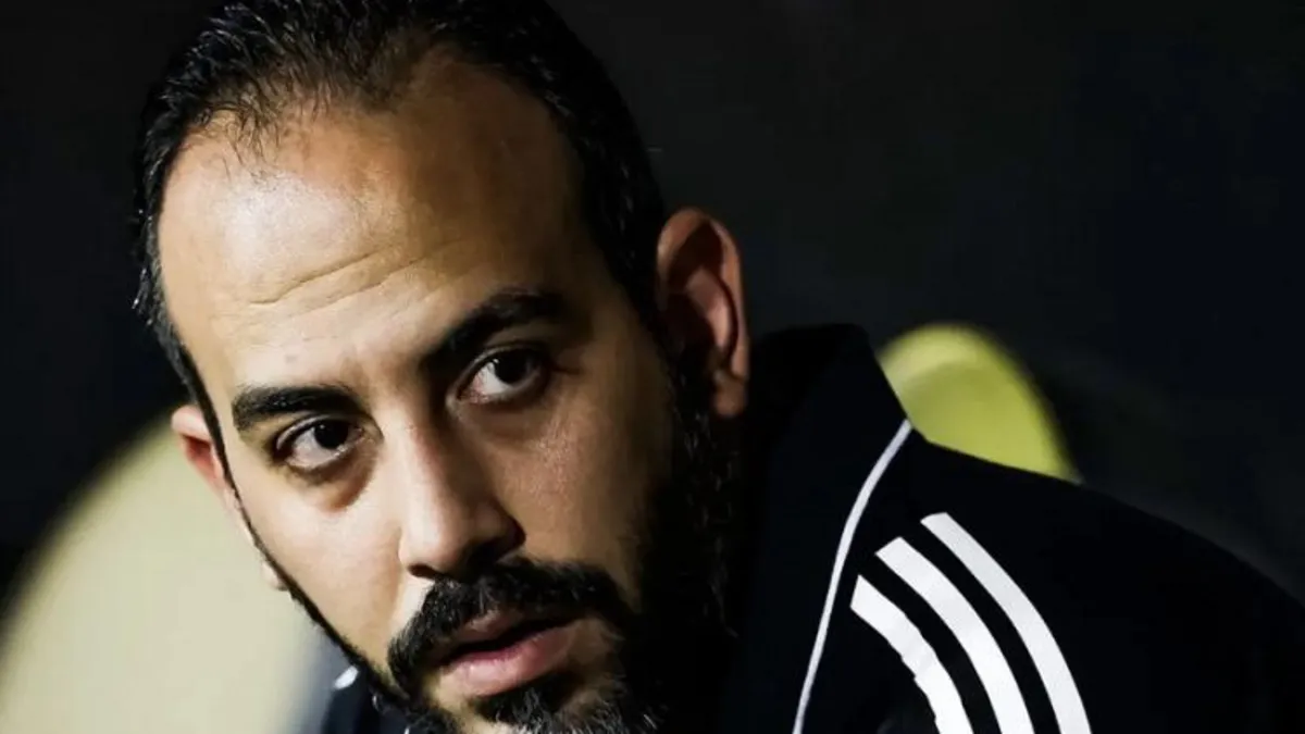 الكشف عن بديل أحمد جاب الله طبيب الأهلي حال رحيله بسبب الإصابات