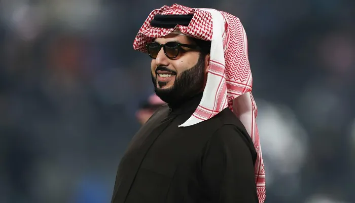 صوره عن تركي آل الشيخ يتدخل في أزمة الخطيب ومدحت شلبي